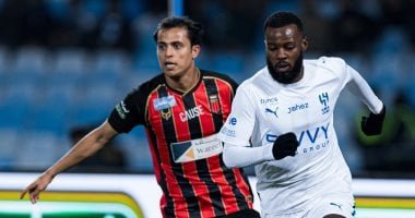 الرياض ضد الهلال.. إنزاجى يعيد بونو ونيفيز أمام القادسية السعودى