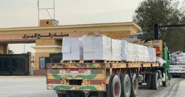 الهلال الأحمر يدفع بـ7 آلاف طن مساعدات غذائية إلى غزة ضمن قافلة زاد العزة الـ124