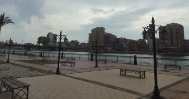 ابتعدوا عن اللوحات الإعلانية والأسطح المتهالكه.. تحذير عاجل من الأرصاد