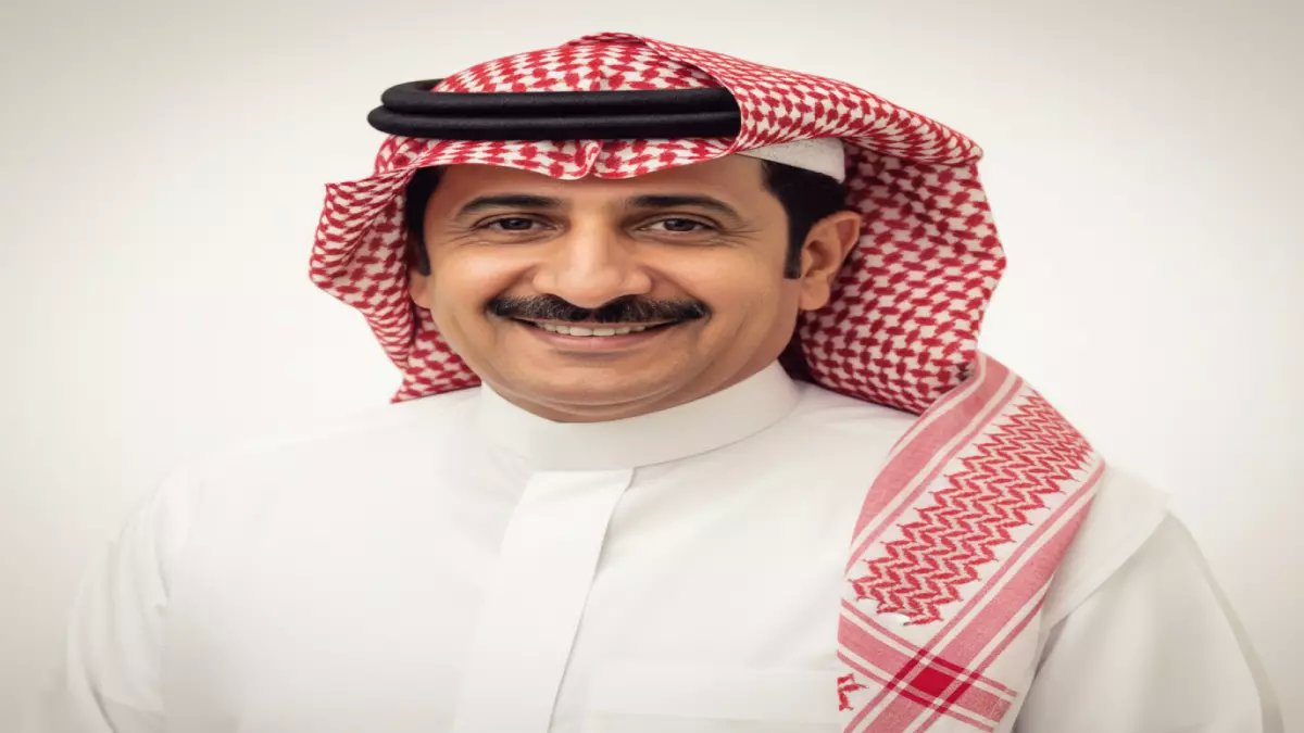 شاهد: تغريدات نارية تكشف أسرار المشاهير وحقائق صادمة عن التقنية - ما قاله ستيف هارفي سيبكيك!