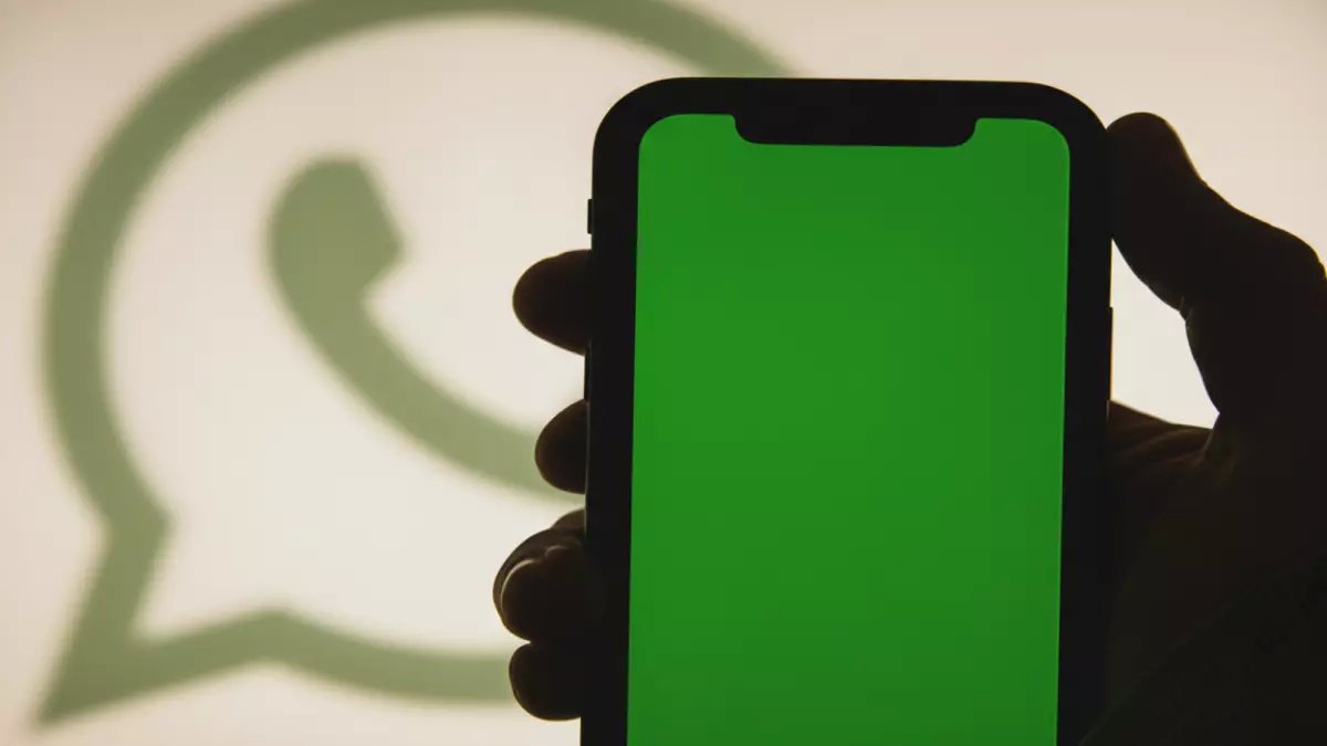 حصريًا: واتساب يُطلق ميزة التفكير العميق لأول مرة… تحويل مساعد الذكاء الاصطناعي إلى عبقري في تحليل الأسئلة المعقدة!