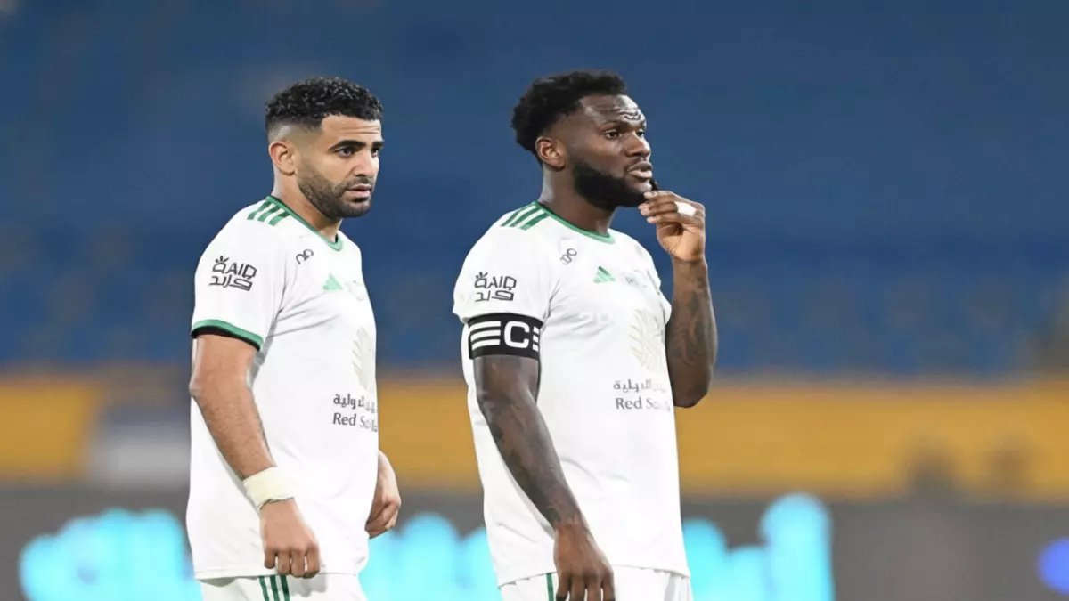 عاجل: محرز يواجه كانتي في صراع ناري على جائزة الهدف الأجمل... من سيحسم المعركة؟