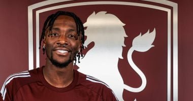 رسميًا.. أستون فيلا يعلن التعاقد مع تامي أبراهام بشكل نهائي