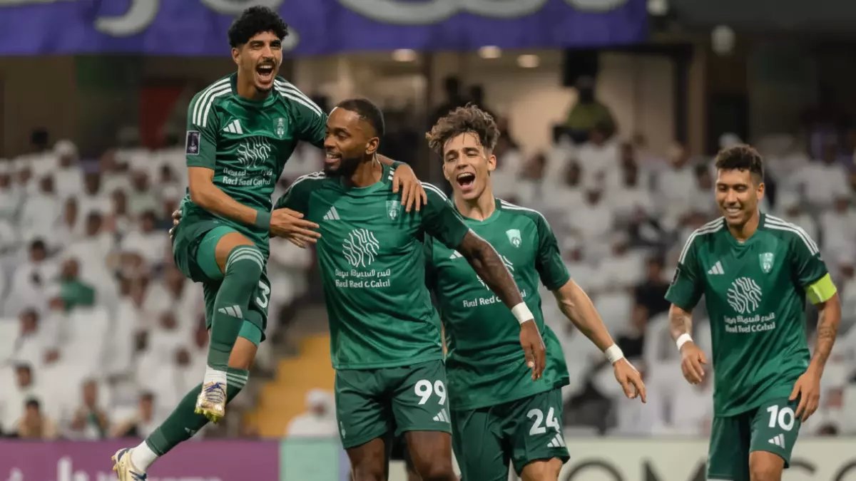 عاجل: الأهلي يخطف "جوهرة الخليج" عبد العزيز العليوة بصفقة صادمة... والإعلان خلال ساعات!