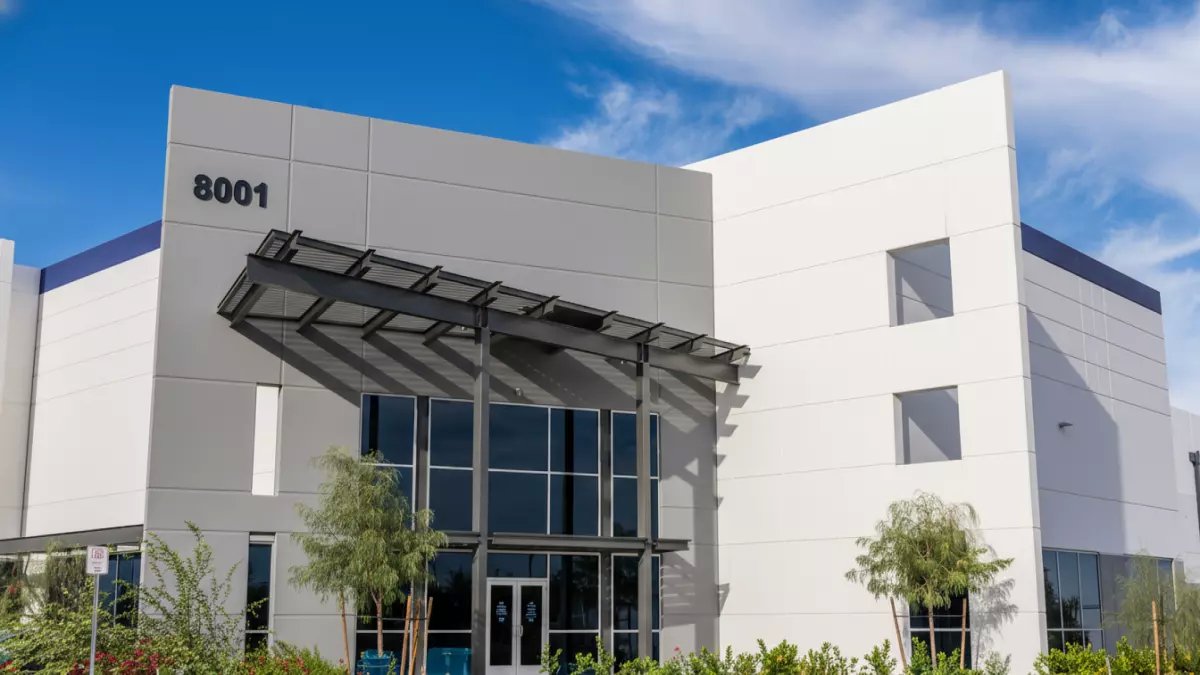 عاجل: فرصة قيادية نادية في سلطنة عمان… شركة ABB العالمية تفتح باب التوظيف لمدير خدمة الكهرباء براتب مجزٍ ومزايا استثنائية!