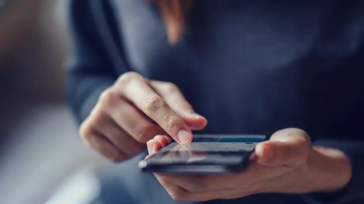 عاجل: سلة مهملات سرية في واتساب تلتهم ذاكرة هاتفك.. شاهد الطريقة الصادمة لتنظيفها خلال دقائق!