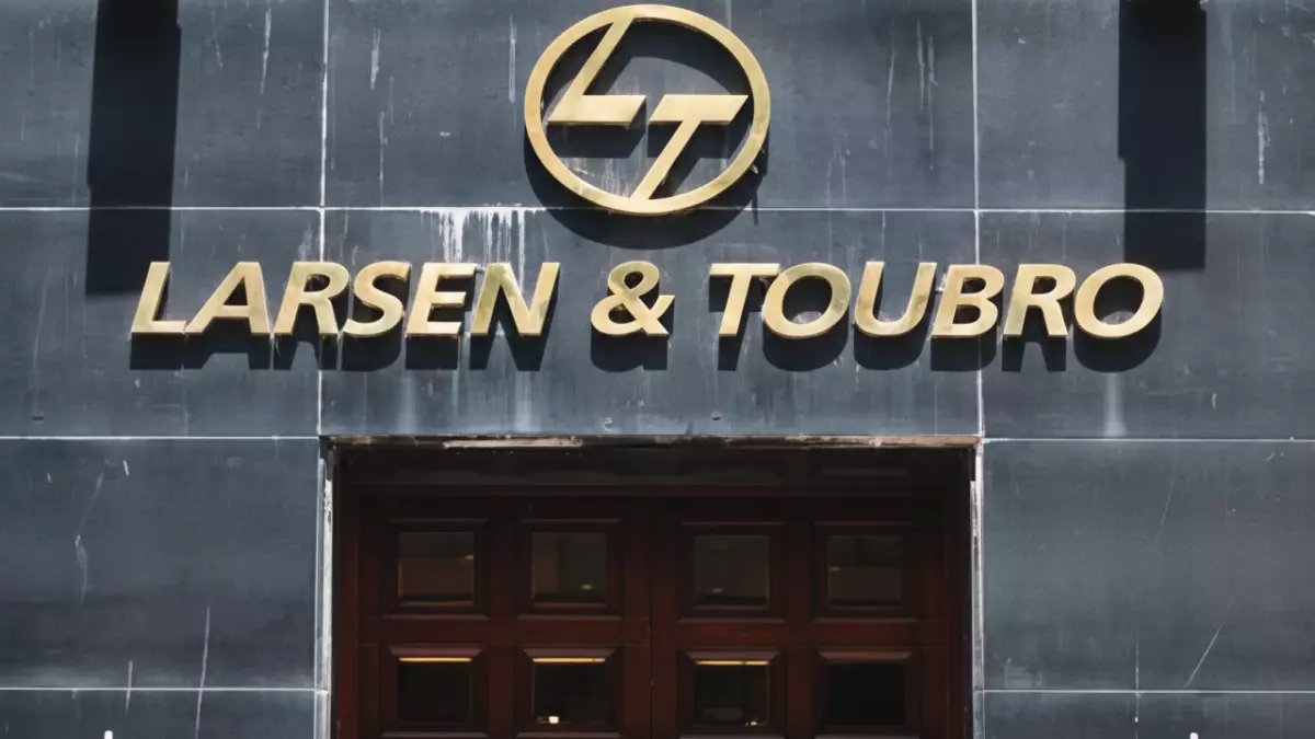 عاجل: لارسن آند توبرو تعلن عن وظائف 2026 في عمان… رواتب تصل لـ 100 ألف دولار وفرص للهجرة!