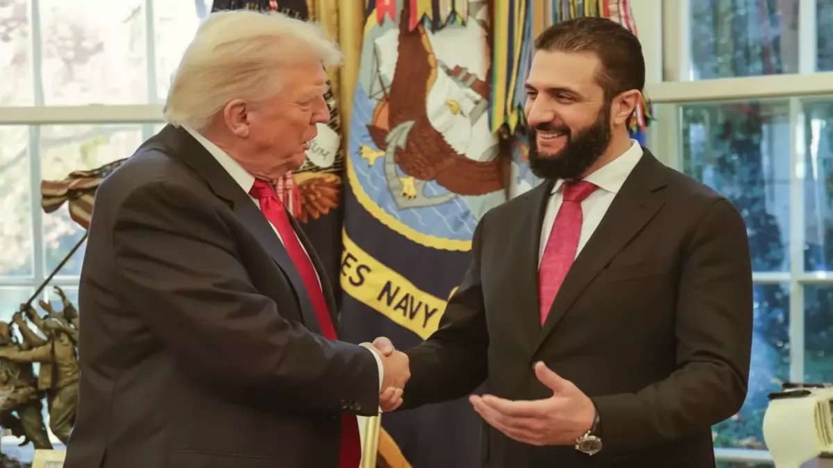 عاجل: ترمب والشرع يرسمان خريطة جديدة للمنطقة... اتفاق سري أمريكي-سوري يستهدف السويداء ويثير غضب إسرائيل!