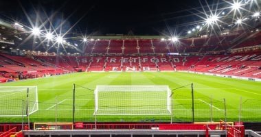 صفقة نيو ترافورد تقرب اليونايتد من حصد 175 مليون إسترليني