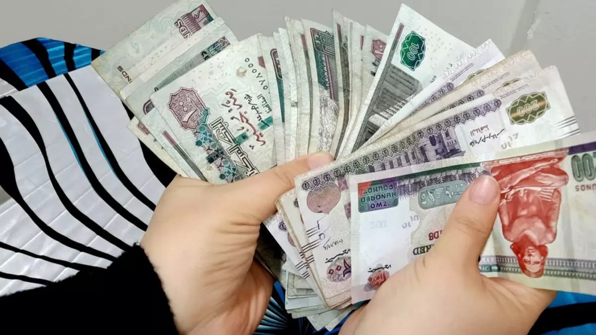 عاجل: الحكومة تفاجئ الموظفين بقرار التبكير... هل تقبض راتب فبراير قبل رمضان بـ يومين؟