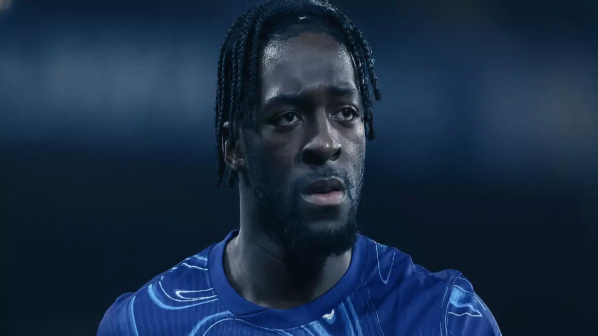 عاجل: وست هام الأقرب لإعارة مدافع تشيلسي الفرنسي ديساسي… هل ينتقل قبل إغلاق الميركاتو؟