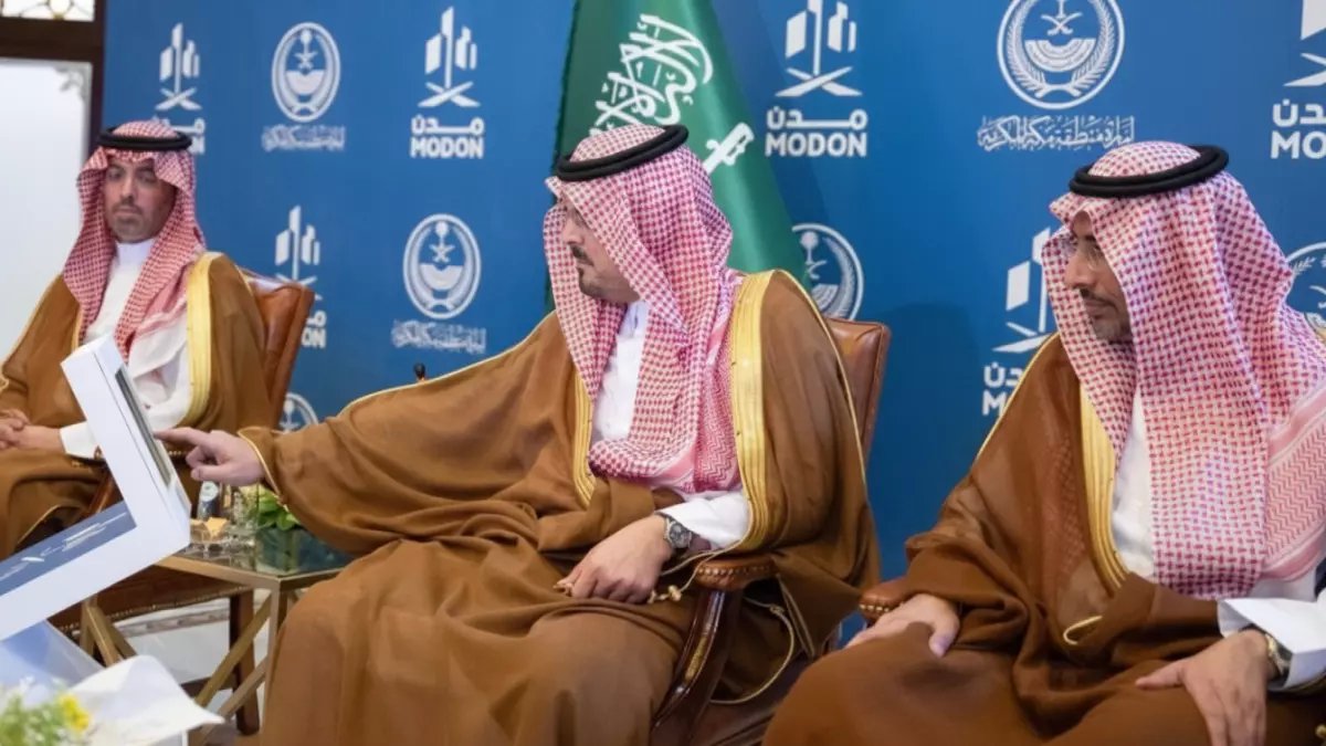 عاجل: الأمير سعود يُطلق مشاريع صناعية بـ2.5 مليار ريال... أول مصنع ذهب بجدة وآلاف الوظائف قادمة!