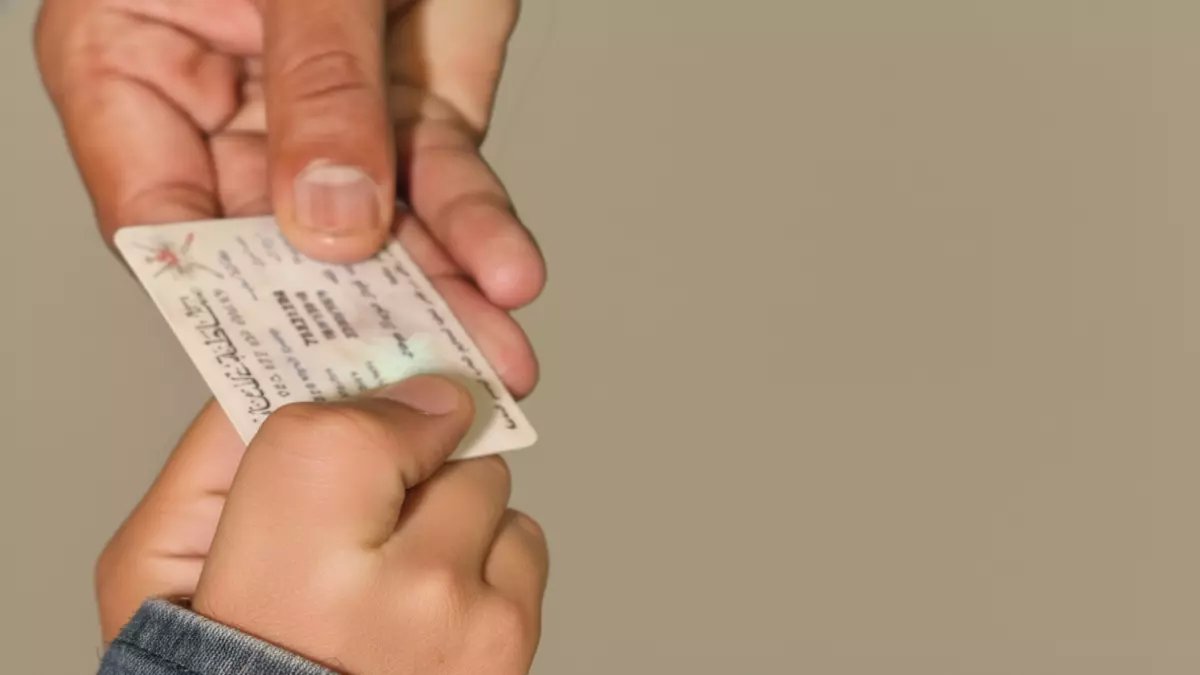 إنذار عاجل من شرطة عمان السلطانية: 30 يومًا فقط تفصلك عن تجميد راتبك وإغلاق حسابك البنكي.