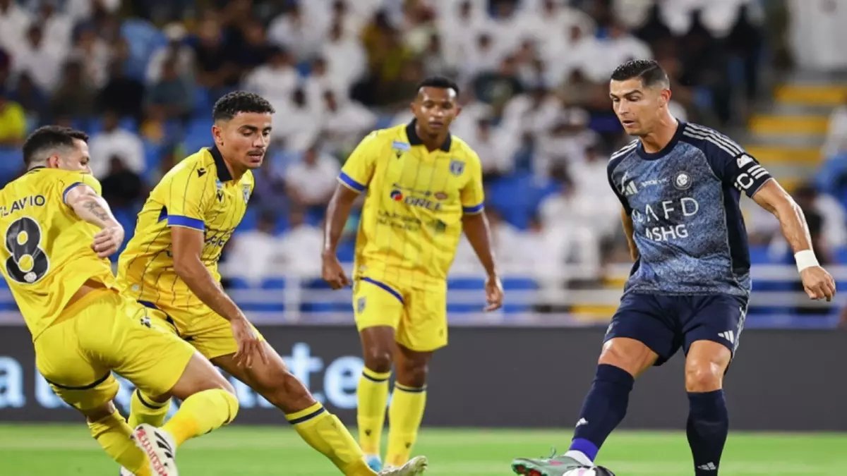 عاجل: معركة نارية بين النصر والتعاون الليلة... هل ينجح رونالدو وماني في استعادة الوصافة أم ينتقم التعاون من الخسارة القاسية 0-5؟