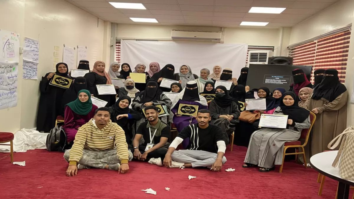 عاجل: برنامج تاريخي يحول 20 امرأة في عدن لمحاربات سياسيات خلال 4 أيام فقط!