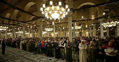 أكثر من 4 آلاف مسجد للاعتكاف و20 ركعة التراويح بمسجد الحسين