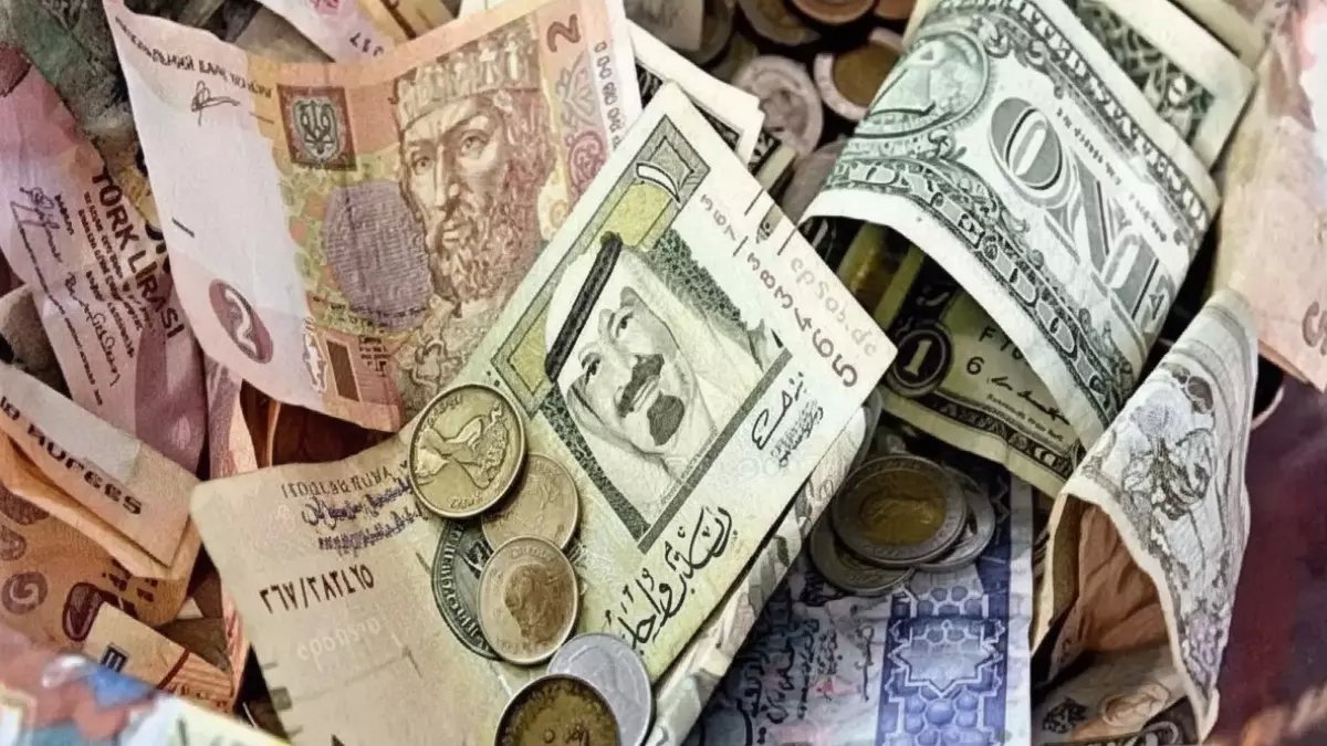عاجل: قفزة مرعبة للدولار والريال السعودي تحطم الجنيه المصري... هل تتجاوز الأسعار الـ50 جنيه قريباً؟