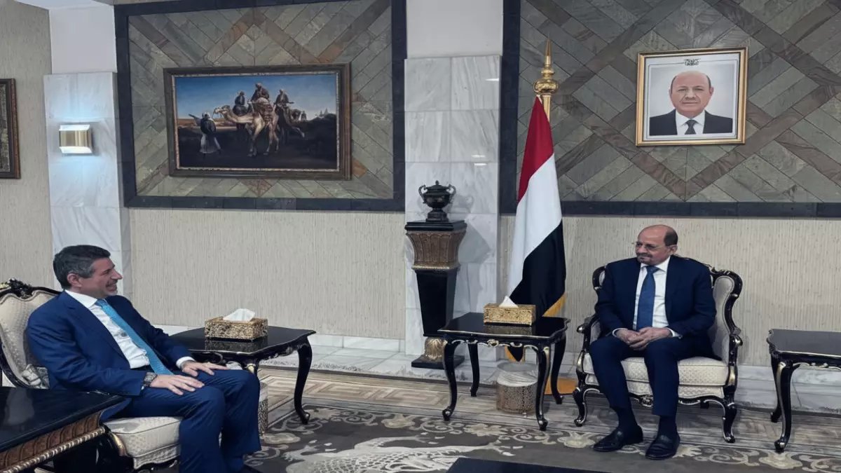 عاجل: أمريكا تتدخل في تشكيل الحكومة اليمنية الجديدة... شرط صادم للزنداني!