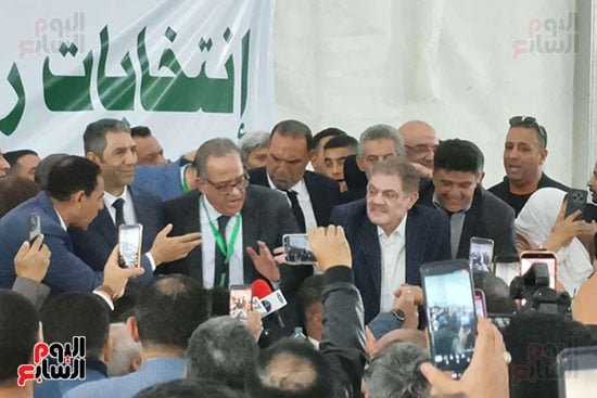 فوز السيد البدوي برئاسة الحزب