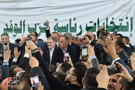 فوز السيد البدوي برئاسة حزب الوفد