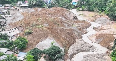 فرق البحث والإنقاذ الإندونيسية تواصل البحث عن 20 مفقودا فى انهيار أرضى بمنطقة تشيساروا