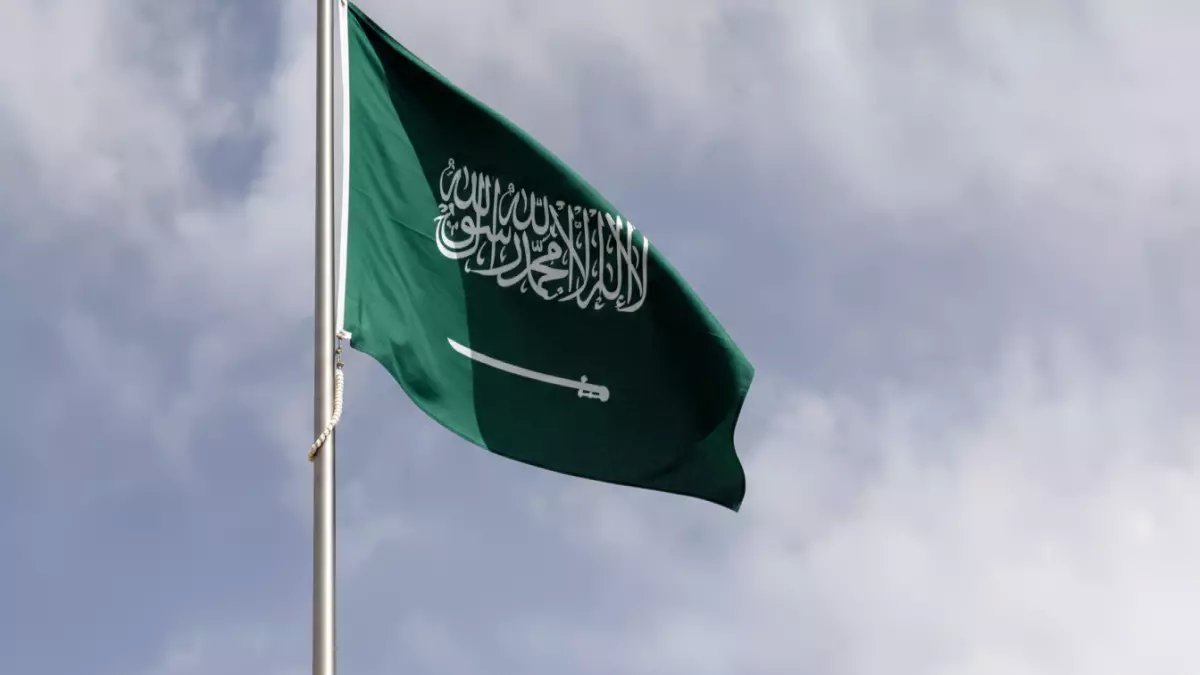 عاجل: 6 أنواع سيارات محظورة نهائياً على المقيمين بالسعودية من اليوم - والمخالف يواجه عقوبات صارمة!