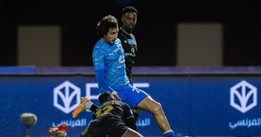 نيوم يفوز على ضمك بثلاثية نظيفة فى الدوري السعودي .. فيديو