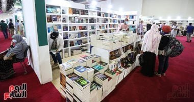 معرض القاهرة الدولى للكتاب يتخطى 4.5 مليون زائر خلال 9 أيام منذ افتتاحه
