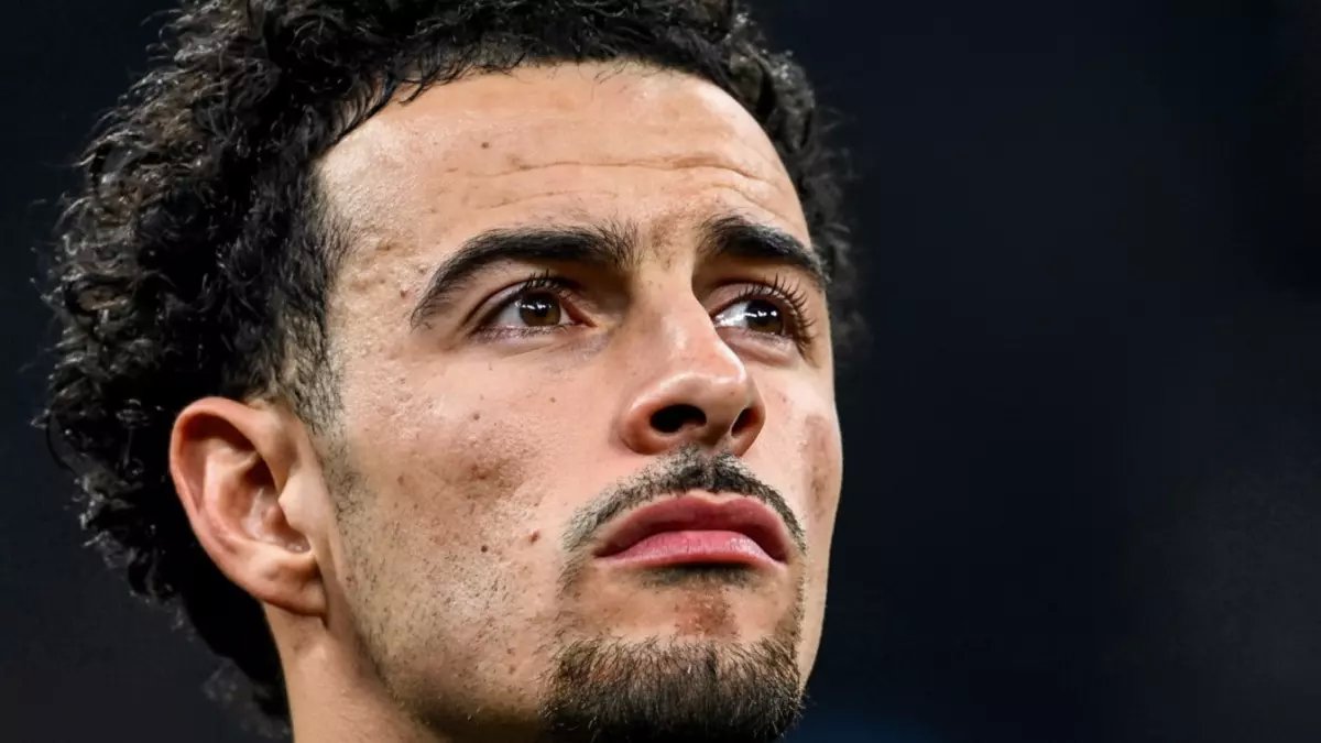 عاجل: إنتر ميلان يدخل حرب ضارية مع ليفربول لخطف كورتيس جونز... والإعلان خلال ساعات!