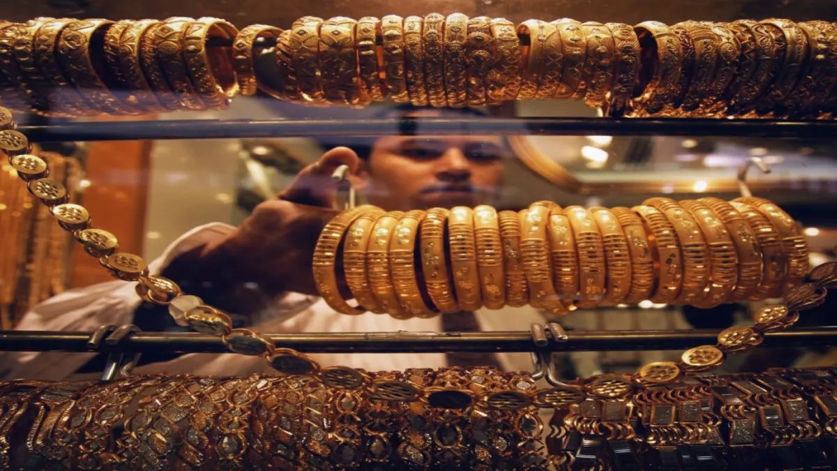 عاجل: انهيار صادم في أسعار الذهب المصرية… عيار 21 يخسر 610 جنيه في يوم واحد!