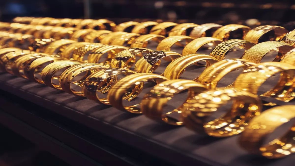 عاجل: انهيار مفاجئ يضرب أسعار الذهب في مصر.. عيار 21 يخسر 500 جنيه في يوم واحد - هل تنتهي موجة الارتفاعات القياسية؟