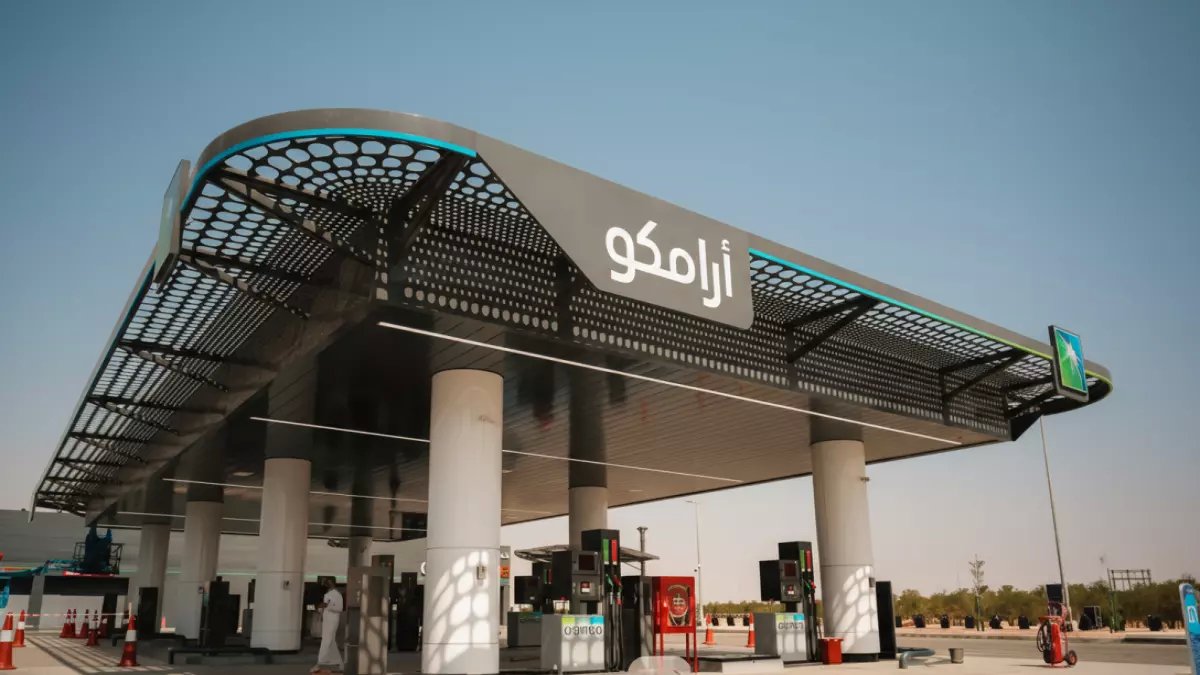 أفرحت الملايين .. الحقيقة الصادمة وراء خبر تخفيض أسعار البنزين في السعودية!