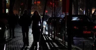 أوكرانيا بلا كهرباء.. خلل تقنى يوقف خطوط الإمداد ويشل خدمات العاصمة كييف