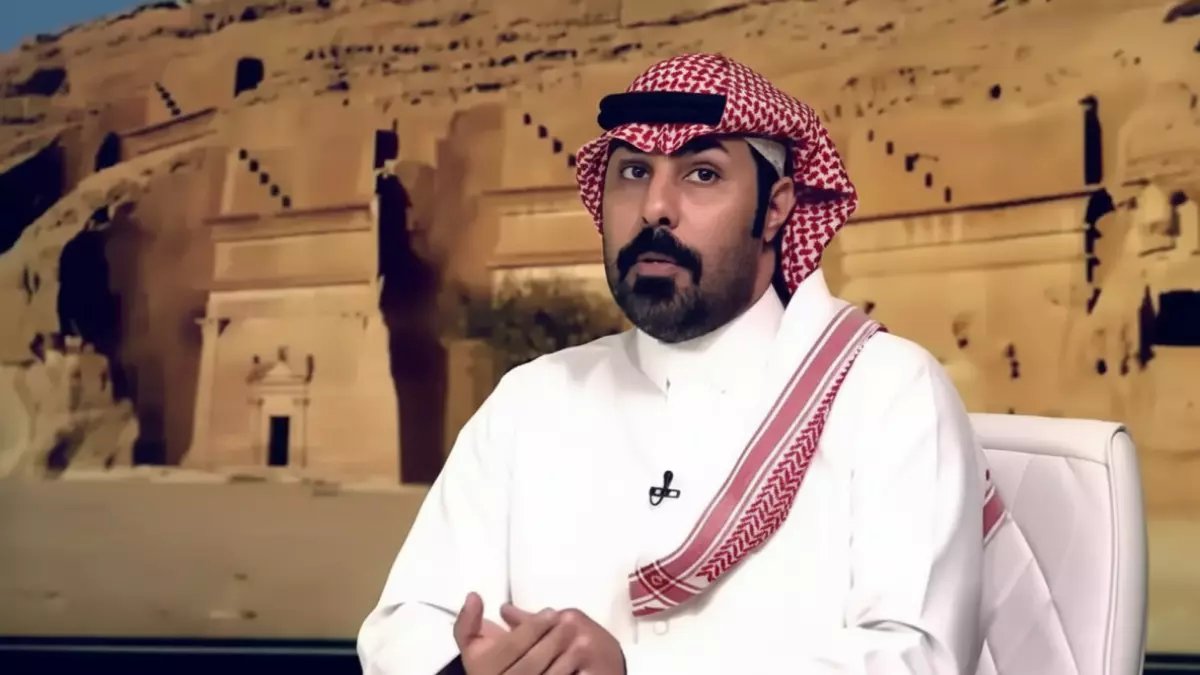 تساؤل خالد البدري الخطير يهز المشهد الرياضي.. والسبب: احتمال غياب نجم كبير عن الكلاسيكو السعودي يصل لـ 70%