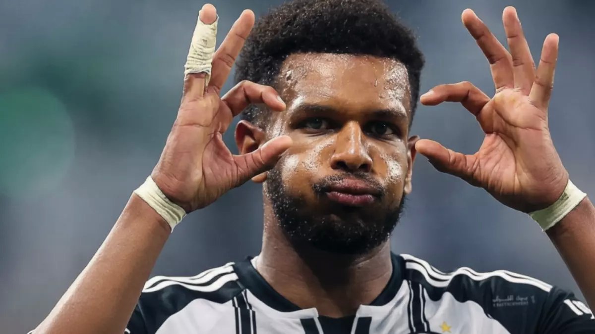 عاجل: البليهي يهرب من الهلال إلى الشباب… صفقة الإعارة تشعل الجدل خلال ساعات!