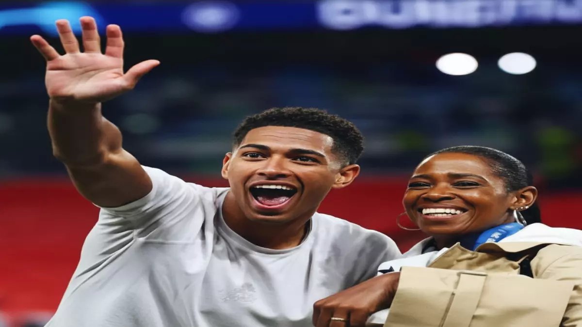 صادم: أم بيلينغهام تتجاهل أربيلوا وألونسو... وتختار مدرب ريال مدريد المفضل لديها!