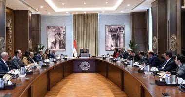 رئيس الوزراء يتابع إجراءات إعادة هيكلة وتطوير الأداء المالى لعدد من الهيئات الاقتصادية التابعة لوزارة النقل