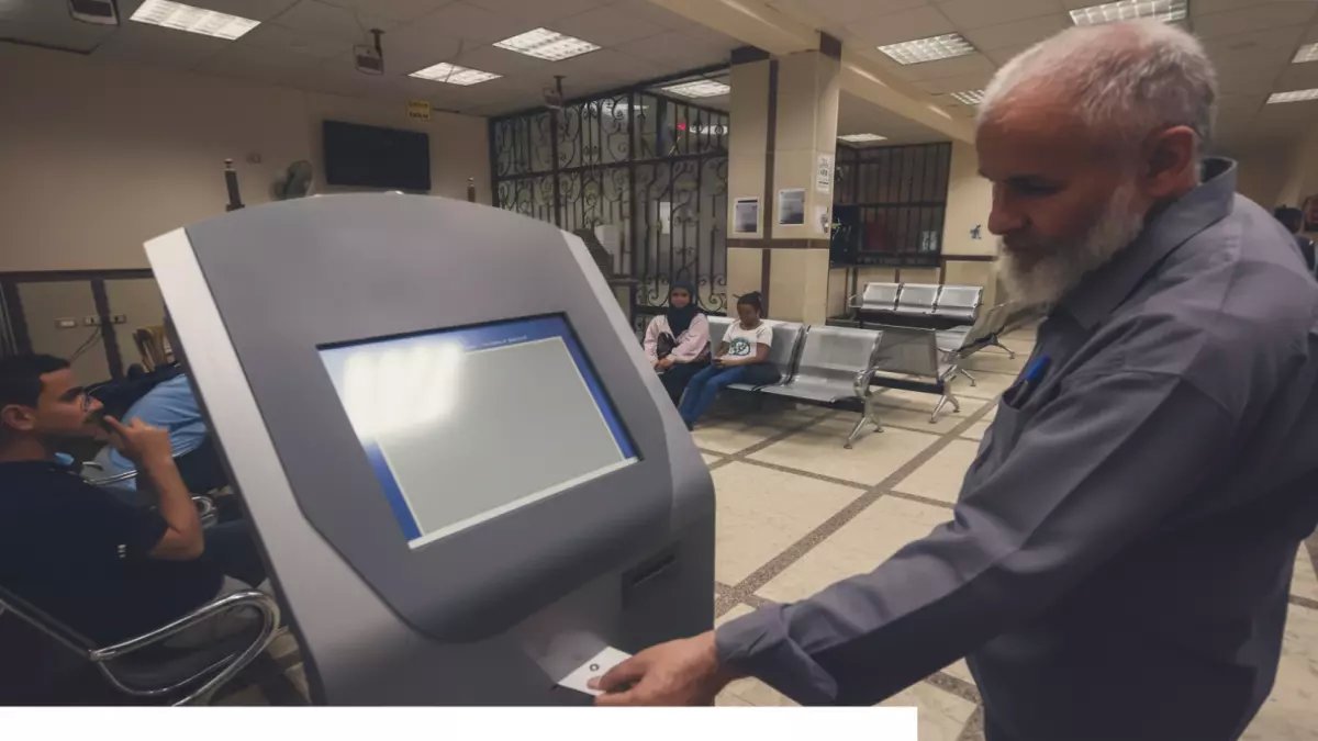 هل الحكومة تخفي وراء الزيادة؟ السر ليس في 15%... بل في 5 سنوات ستُخصم من مستقبلك المهني بحلول 2040