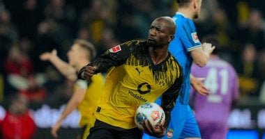 بوروسيا دورتموند يقلب الطاولة على هايدنهايم بثلاثية في الدوري الألماني