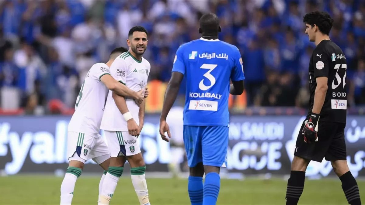 عاجل: الكلاسيكو الناري اليوم.. الهلال vs الأهلي في معركة تحديد مصير الدوري السعودي - نجوم عالميون في مواجهة القمة!