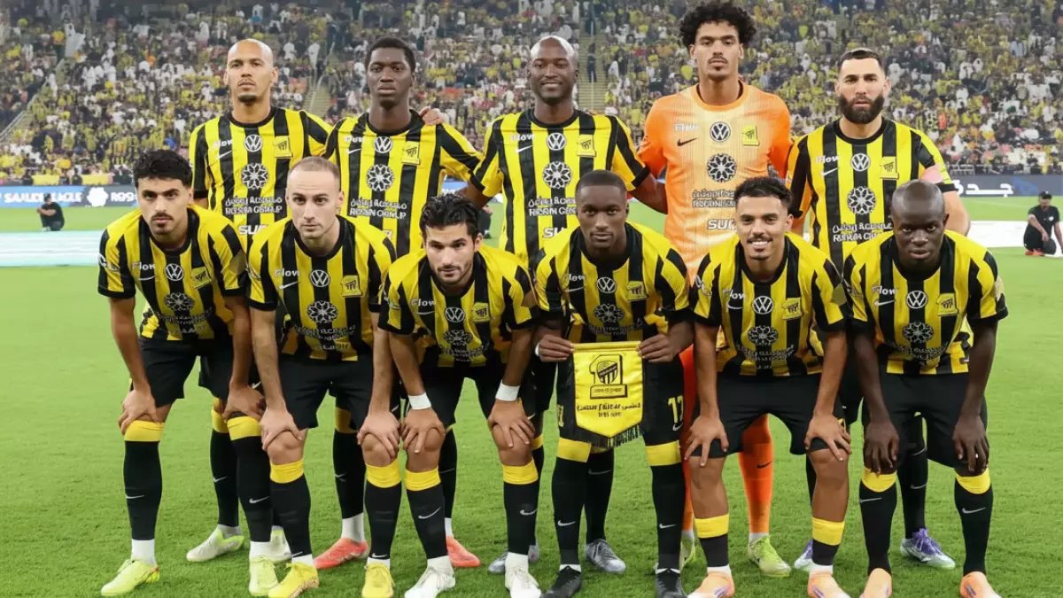 كارثة تهدد قلب دفاع الإتحاد قبل ديربي جدة... رقم 3 يفسر لماذا لا يستعد الفريق لغياب سعد آل موسى