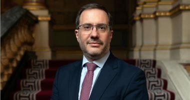 سفير بريطانيا يرحب بفتح معبر رفح ويشيد بدور مصر المحوري: خطوة جوهرية