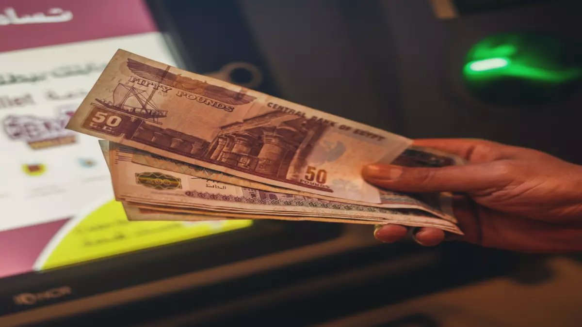 عاجل | الحكومة تعلن موعدين: صرف مرتبات فبراير مبكرًا من 22 الجاري.. والزيادة السنوية تبدأ 1 يوليو بنسبة 15% لهؤلاء!