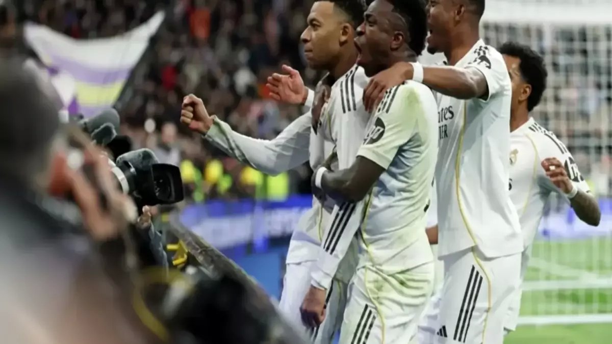 عاجل: ريال مدريد في أزمة حقيقية... الجماهير تصفر ضد النجوم وردة فعل اللاعبين صادمة!