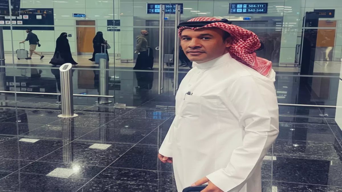 عاجل: مدير صحة نجران ينقذ مسافرة من الموت على ارتفاع 10 آلاف متر - لحظات مثيرة في السماء!