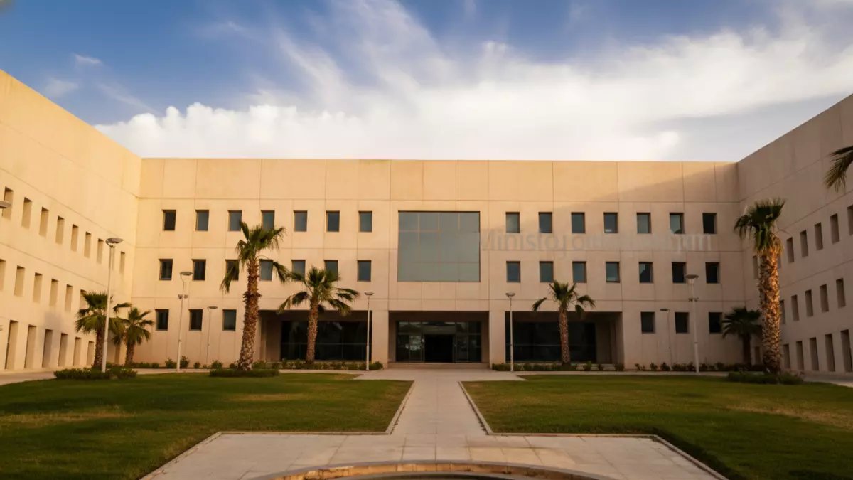 عاجل: وزارة التعليم السعودية تفاجئ أولياء الأمور بـ 4 قرارات صارمة لرمضان... والخروج المبكر ممنوع نهائياً!