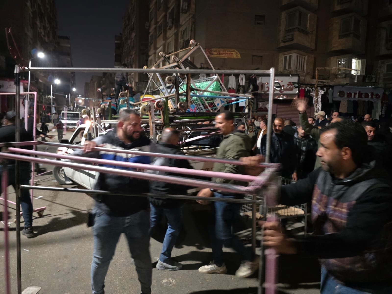 الجيزة تحسم فوضى شارع العريش