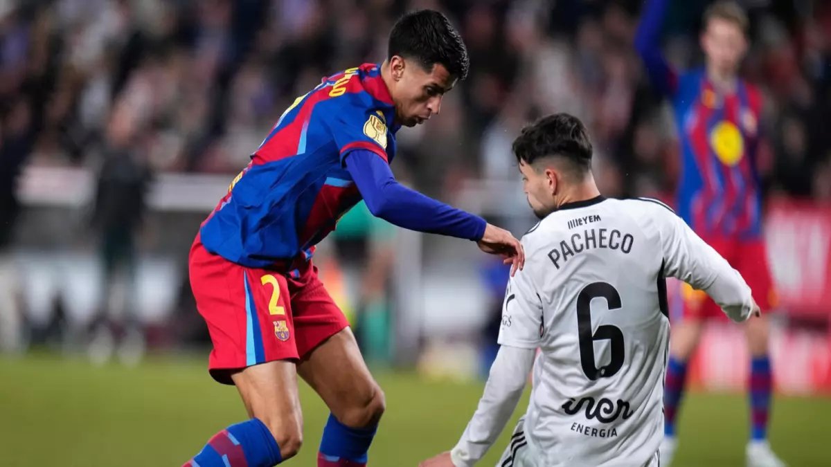 صادم: كانسيلو كاد يُطرد ويدمر برشلونة... فليك يتخذ قرارًا جذريًا في الاستراحة!