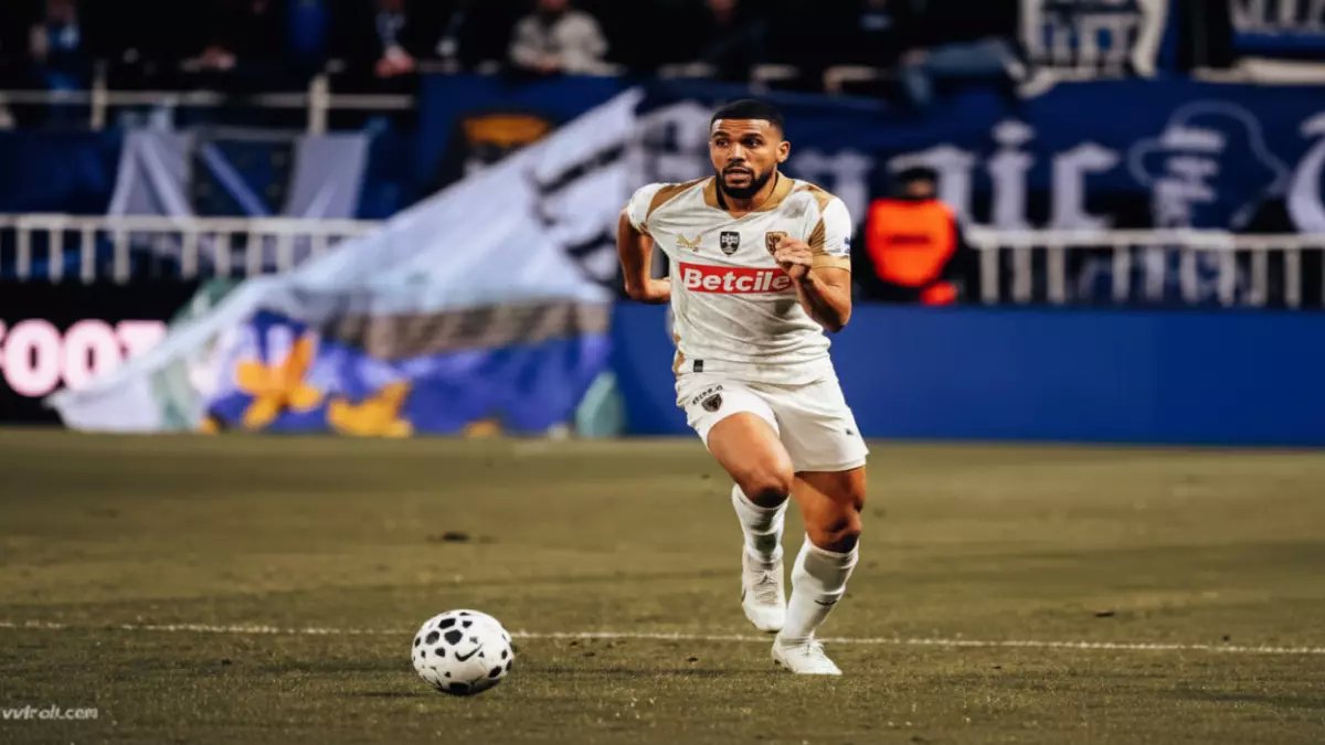 عاجل: سعود عبد الحميد يشارك في معركة كأس فرنسا… لانس يحطم تروا بـ 4 أهداف ناريّة!