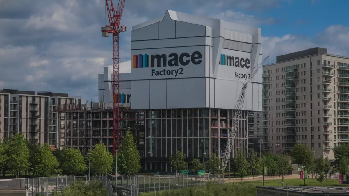 عاجل: مجموعة MACE الرائدة تطلق 3 وظائف ذهبية في مسقط - رواتب مغرية وطريقة التقديم!